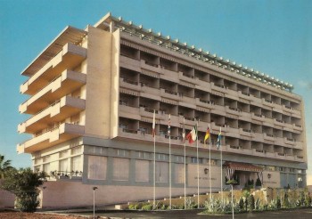 The Grand Hotel Verdala - Where I met Richard Harris
